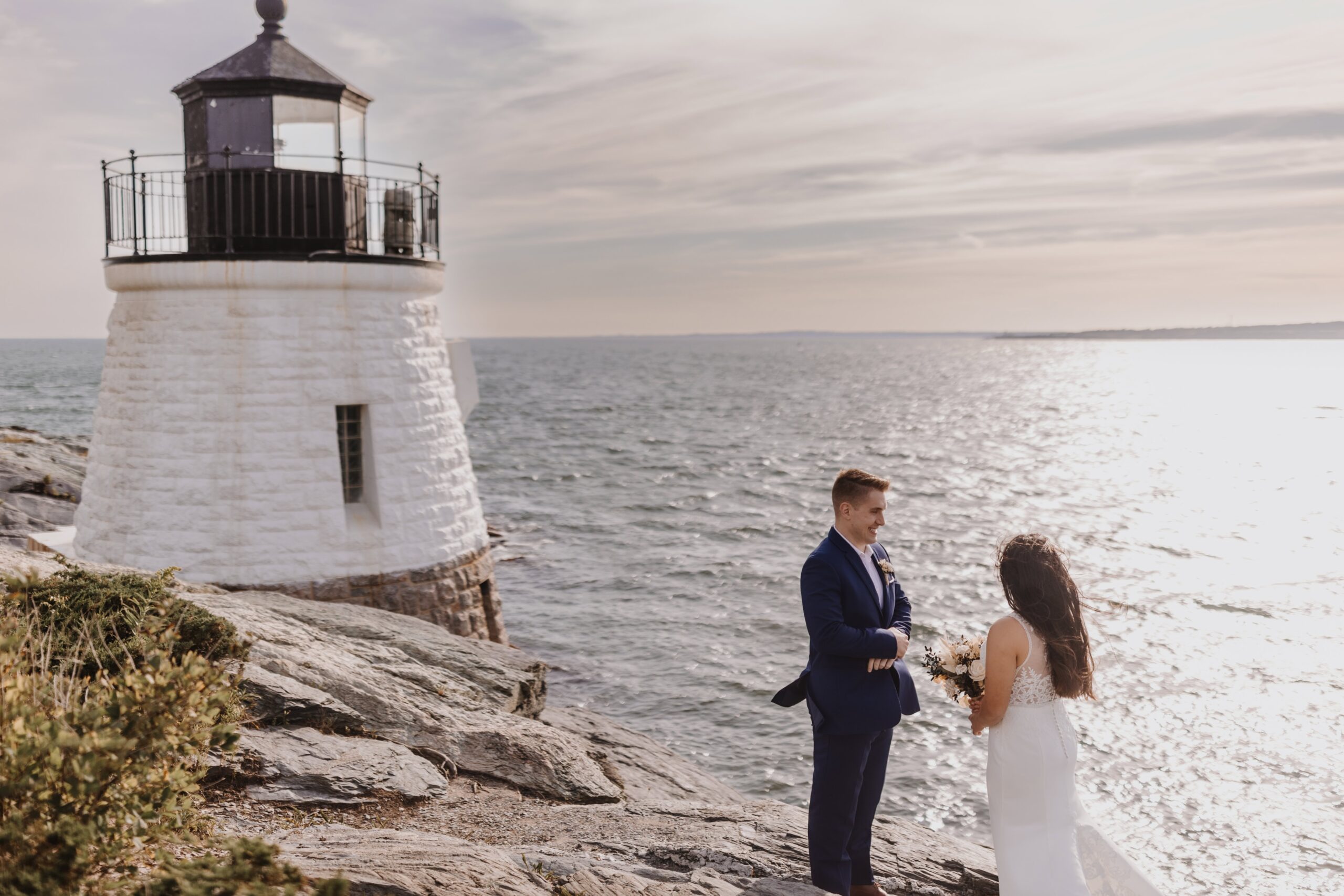 Elopement along the Rhode Island coast.