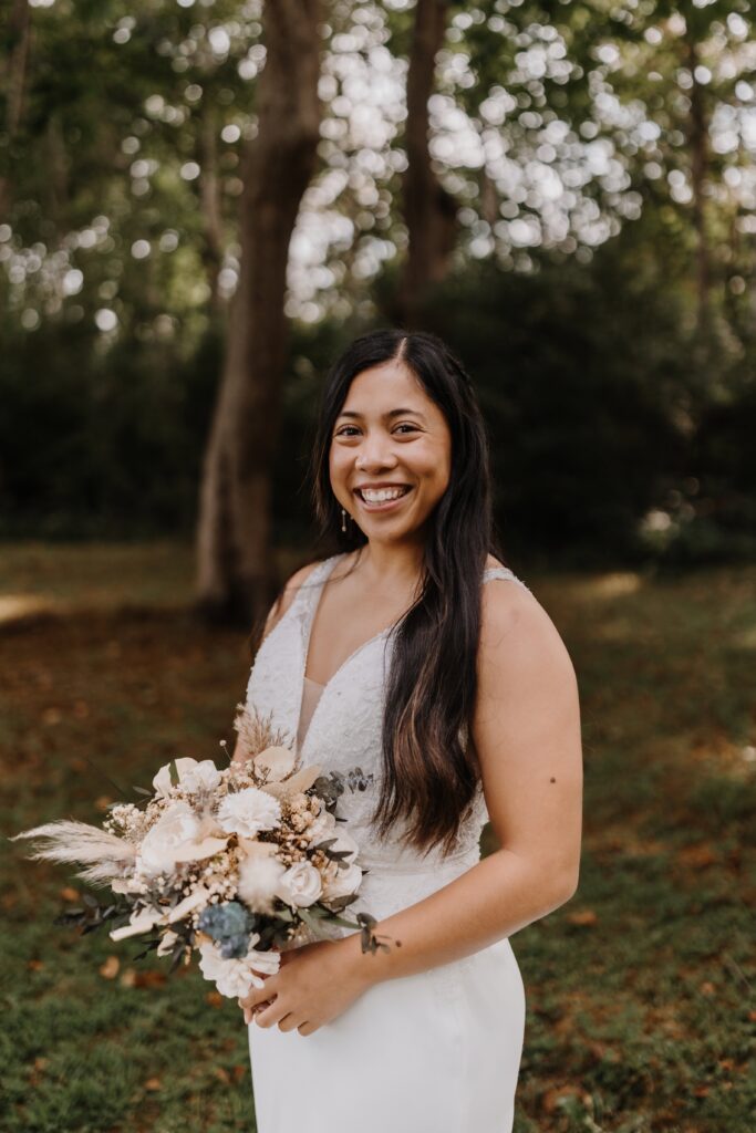 Gorgeous Bohemian-inspired bride.