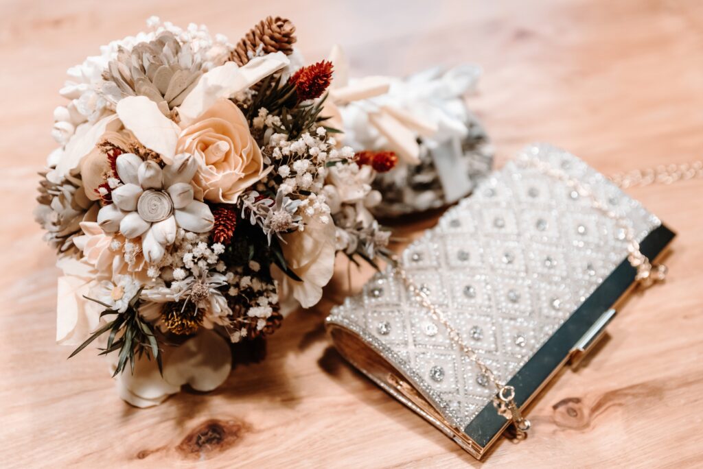 A beautiful Winter Sola Wood flower bouquet. 