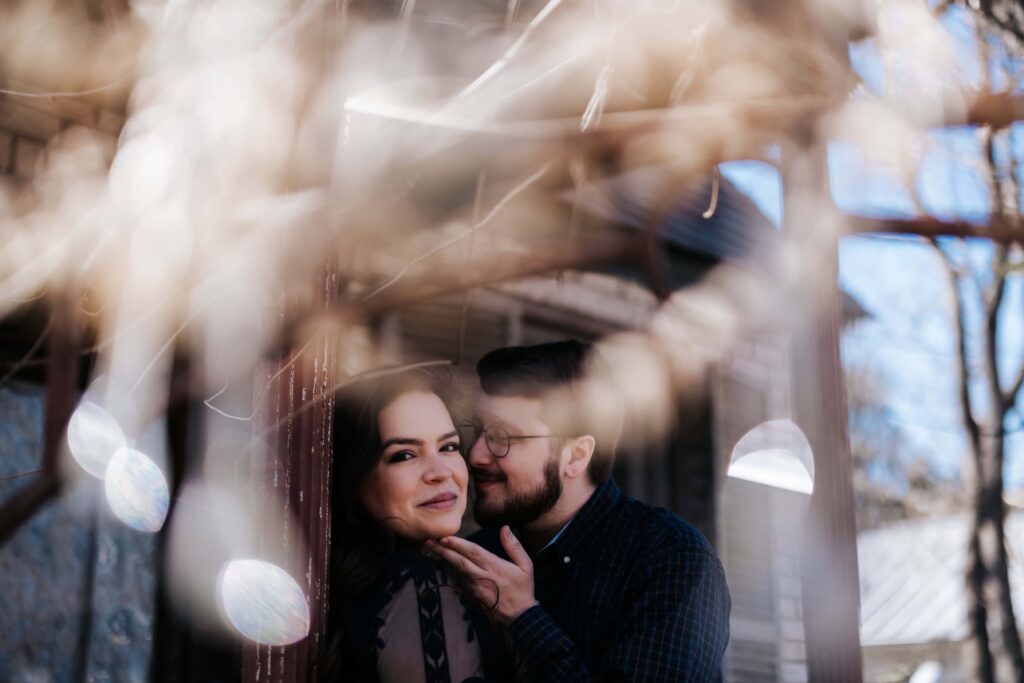 Engagement-Adventure-Austin-TX_www.ezelopements.com