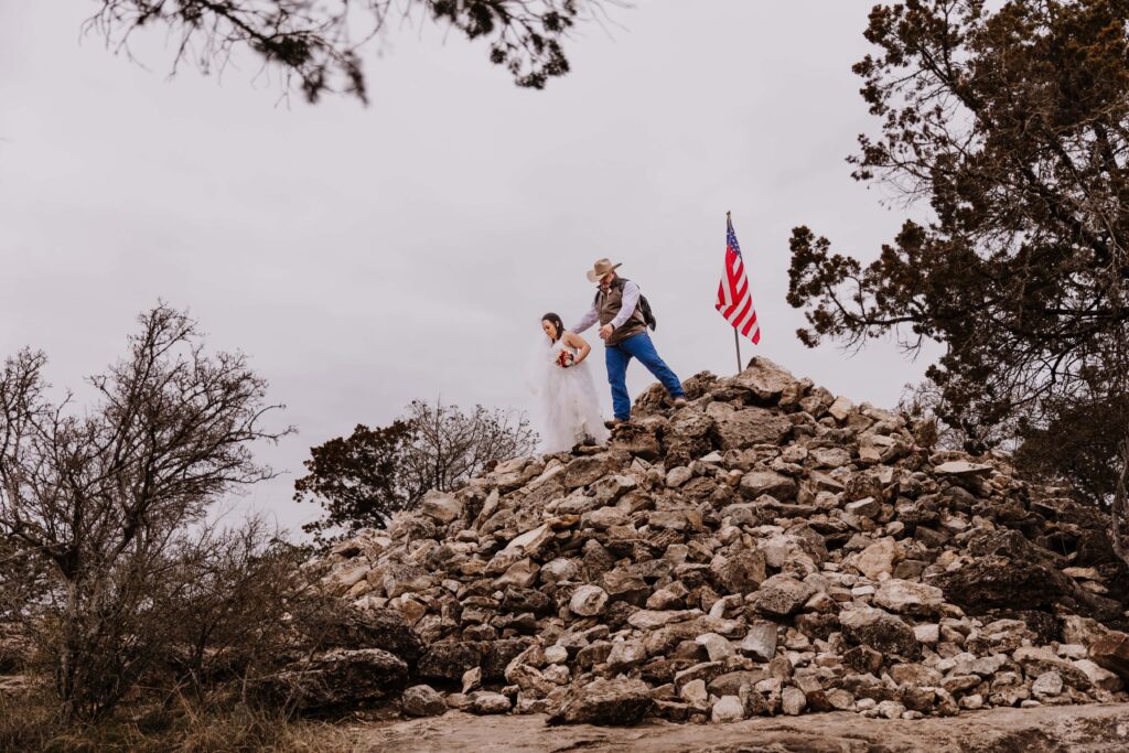 Garner-State-Park-TX-camping-Elopement-small wedding venue couple at the top of the mountain_www.ezelopements.com