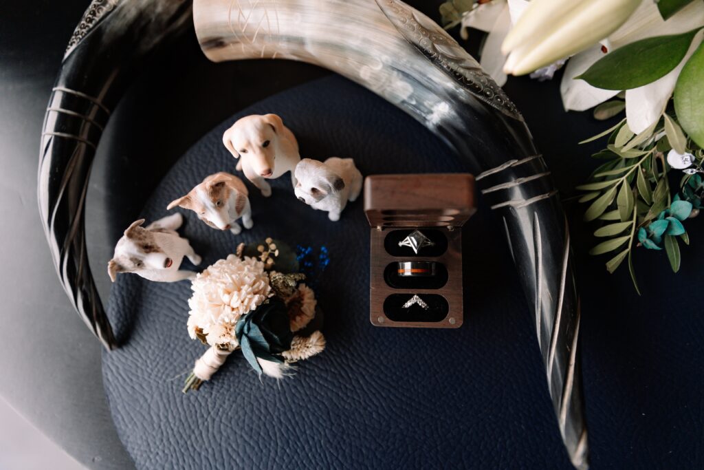 Pet themed guest favors ideas little dog figurings
