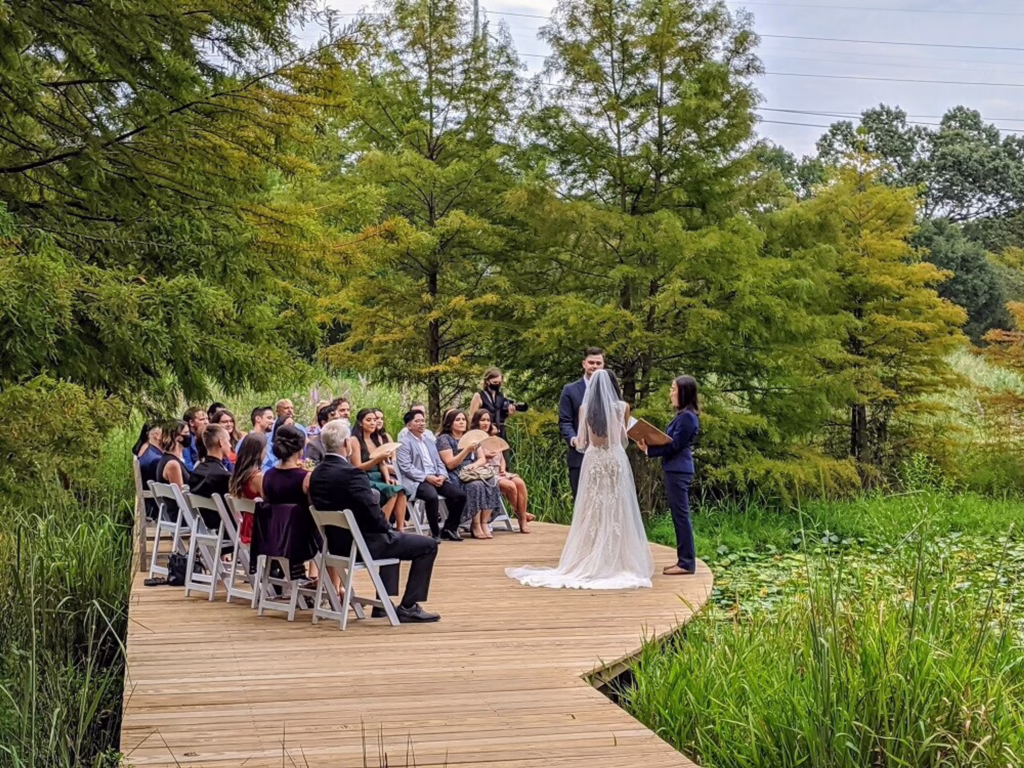 An intimate garden style wedding at the Houston Arboretum.
