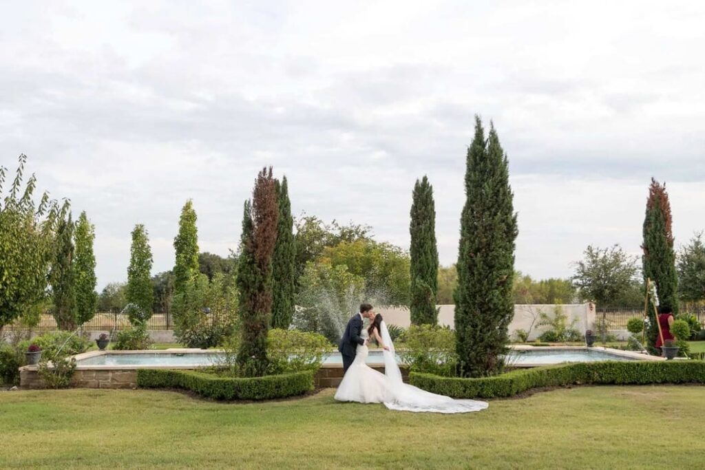 The gardens at Thistlewood Manor in Texas.